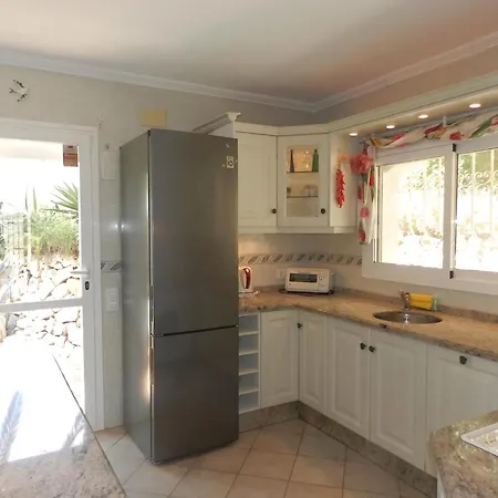 別荘 Ambiente 8 Personas カルプ